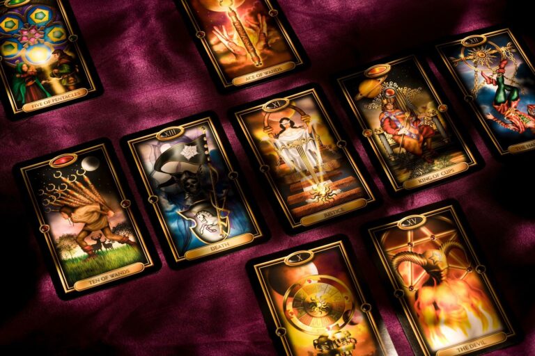 Aligned Magic Tarot and Oracle